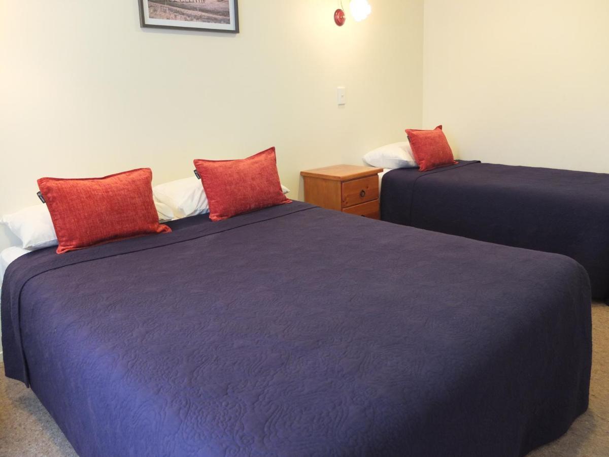 Colonial Court Motel Cambridge Zewnętrze zdjęcie