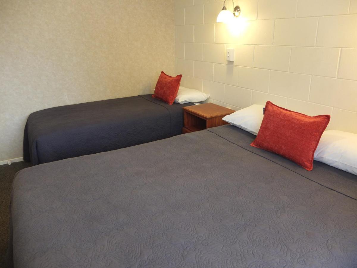 Colonial Court Motel Cambridge Zewnętrze zdjęcie